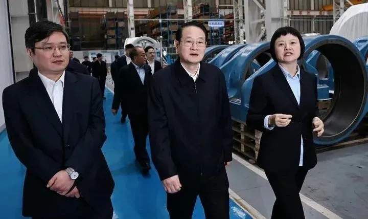 浙江省委书记易炼红调研九游会股份临平制造基地